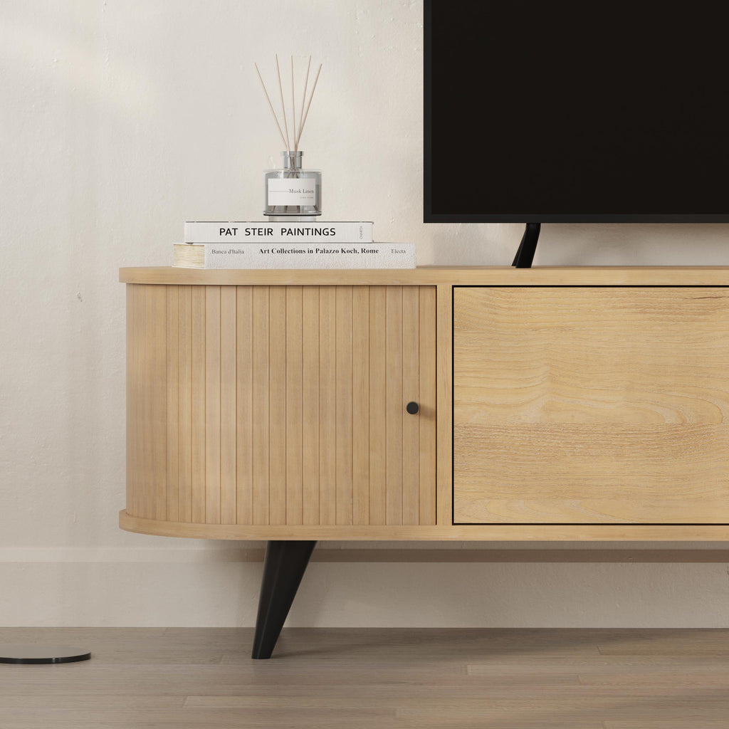 Gentle TV Unit With Storage - Oak